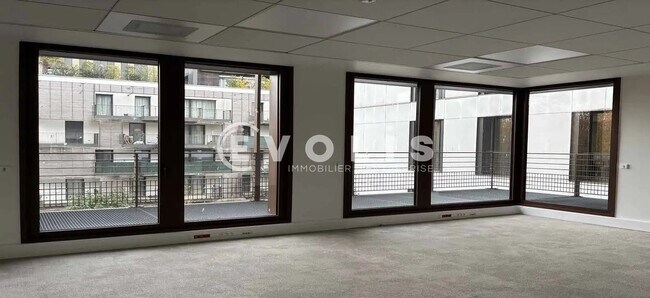 Plus de détails pour Bureau à louer