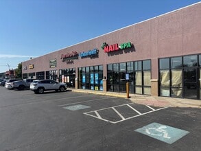 3040 W Broadway Blvd, Sedalia, MO à louer Photo de l’immeuble– Image 1 sur 12