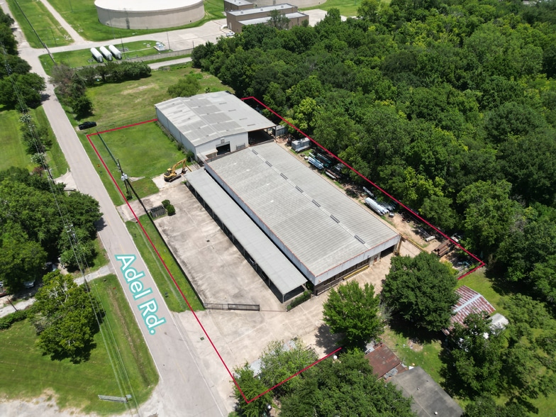 11918 Adel Rd, Houston, TX à louer - Photo de l’immeuble – Image 2 sur 16