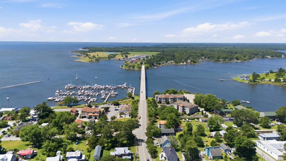 508 Church St, Oriental, NC à vendre - Aérien – Image 2 sur 45