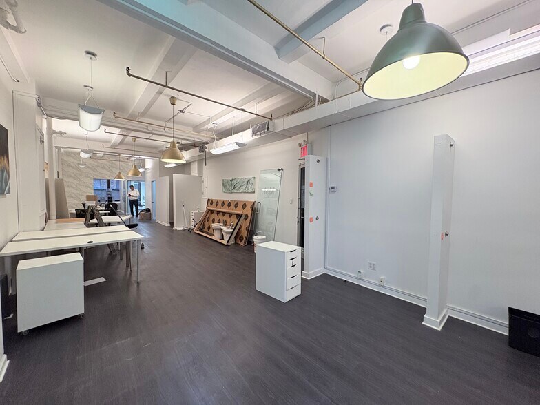 39-41 W 38th St, New York, NY à louer - Photo de l’immeuble – Image 2 sur 11