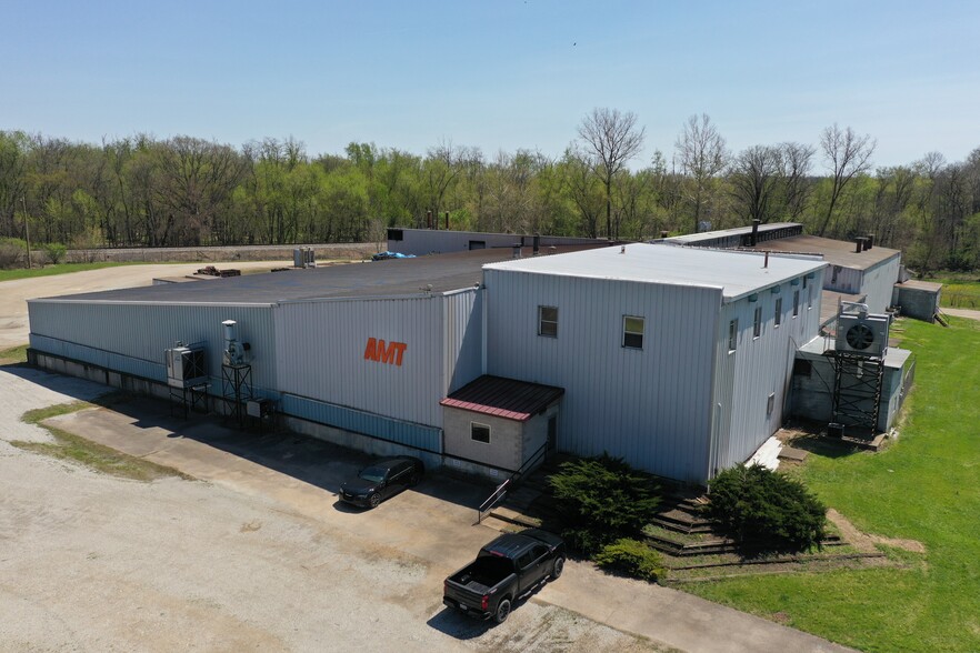 400 S Gray St, Albany, IN à vendre - Photo de l’immeuble – Image 1 sur 71