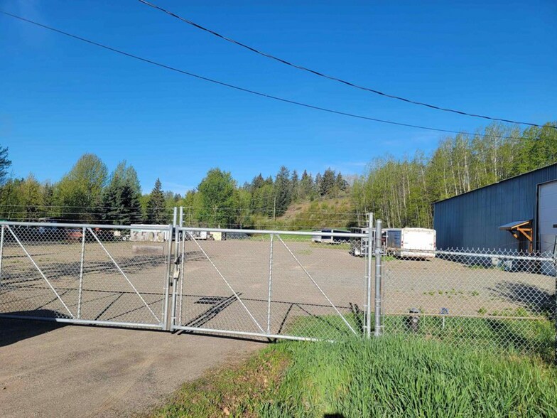 3505 Pierreroy Rd, Prince George, BC à louer - Photo de l’immeuble – Image 3 sur 6