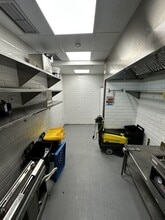 Local commercial dans Madrid, Madrid à louer Photo intérieure– Image 1 sur 3