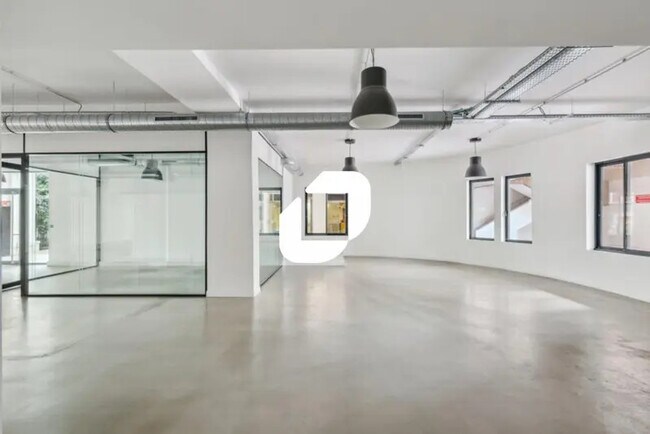 Plus de détails pour 32 Bis Rue De Paradis, Paris - Bureau à vendre