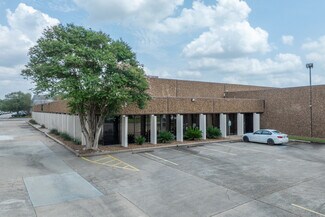 Plus de détails pour 7000-7070 Empire Central Dr, Houston, TX - Local d'activités à louer