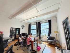 121-127 W 27th St, New York, NY à louer Photo intérieure– Image 2 sur 7