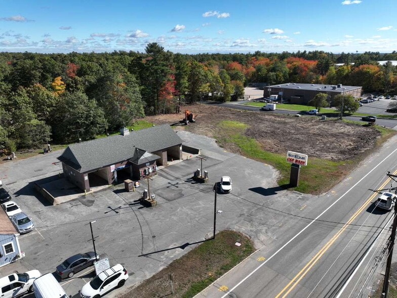 808 Bedford St, Bridgewater, MA à louer - Photo de l’immeuble – Image 2 sur 5