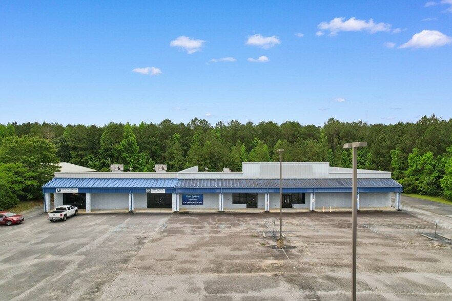480 Nelson Blvd, Kingstree, SC à vendre - Photo de l’immeuble – Image 1 sur 52