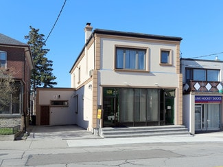 Plus de détails pour 658 Vaughan Rd, Toronto, ON - Local commercial à vendre