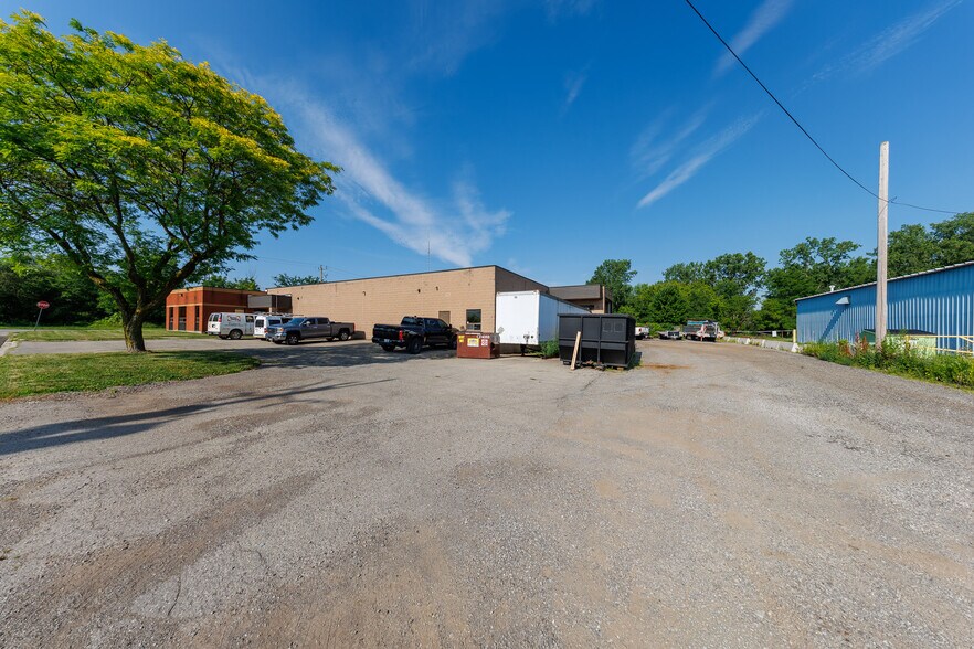 408 Jarvis St, Fort Erie, ON à vendre - Photo de l’immeuble – Image 3 sur 33