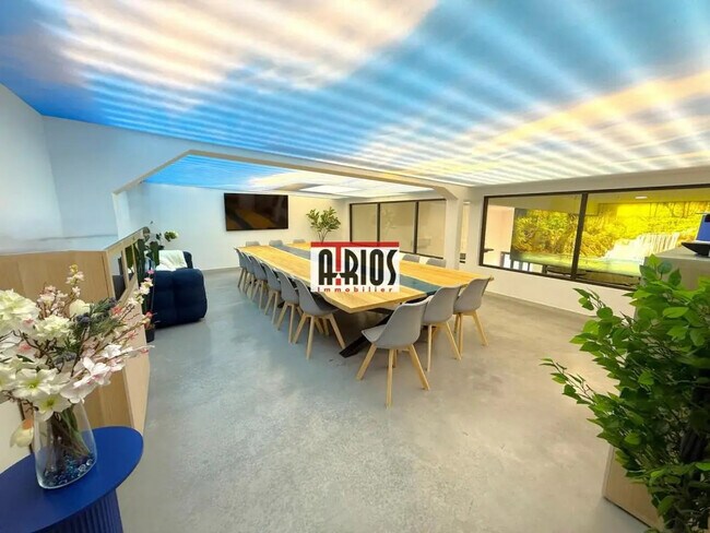 Plus de détails pour Bureau à vendre