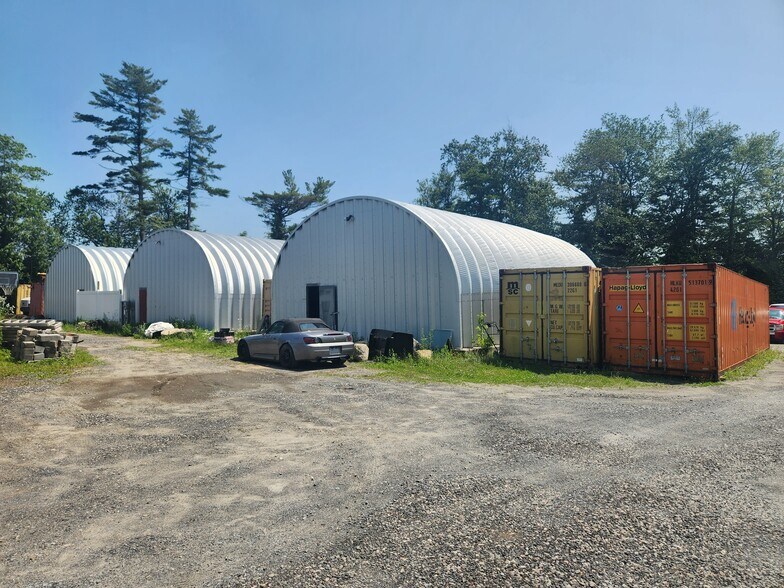44 Middleboro Rd, East Freetown, MA à vendre - Photo de l’immeuble – Image 2 sur 5