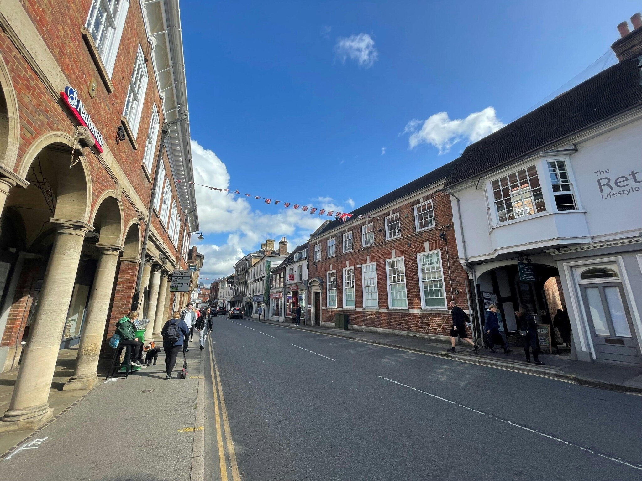 33 The Borough, Farnham à louer Photo de l’immeuble– Image 1 sur 4