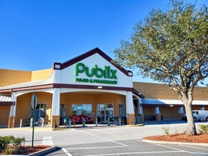 7578 SE Maricamp Rd, Ocala, FL à louer Photo de l’immeuble– Image 2 sur 3