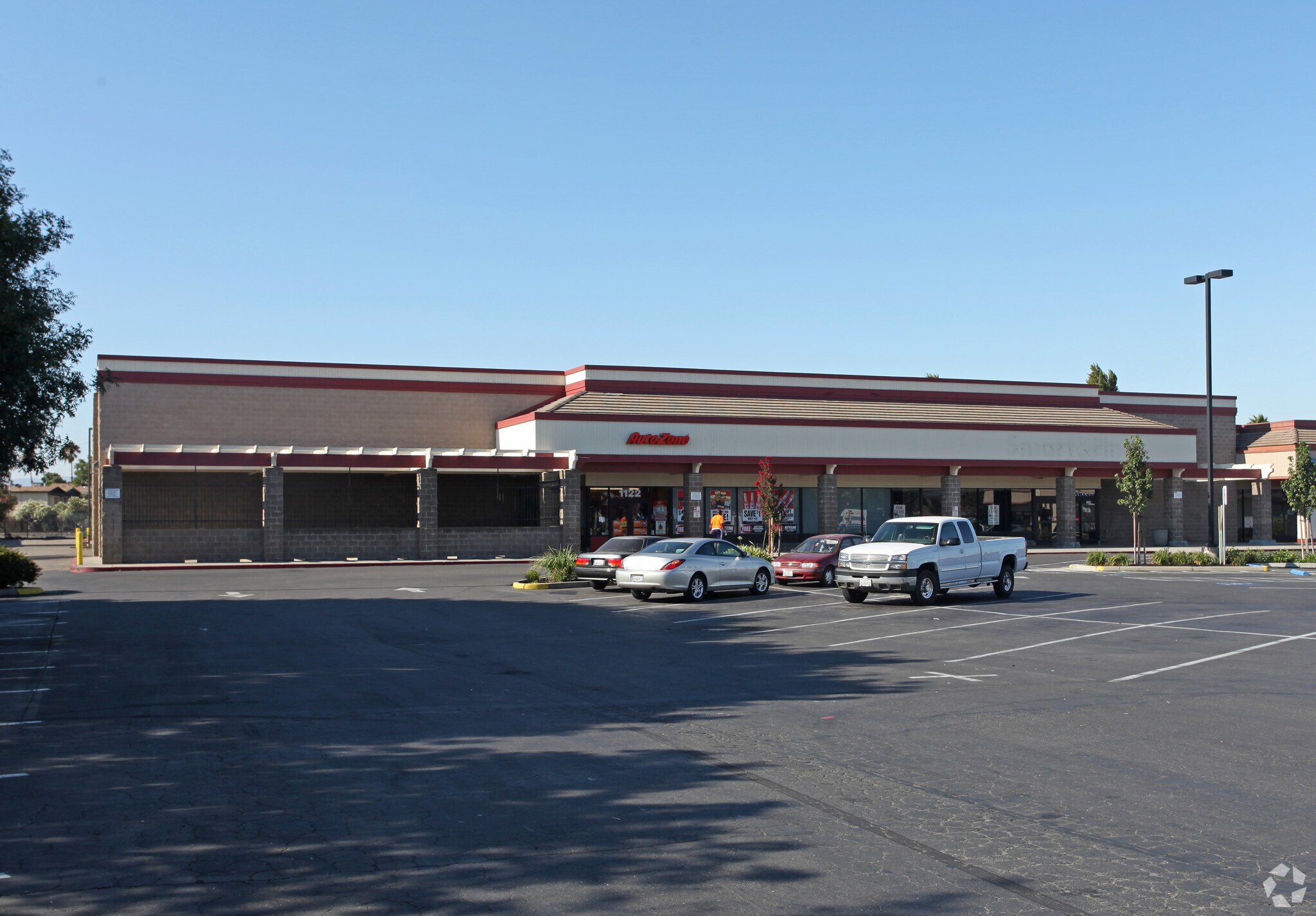 1122-1320 W 11th St, Tracy, CA à louer Photo principale– Image 1 sur 8