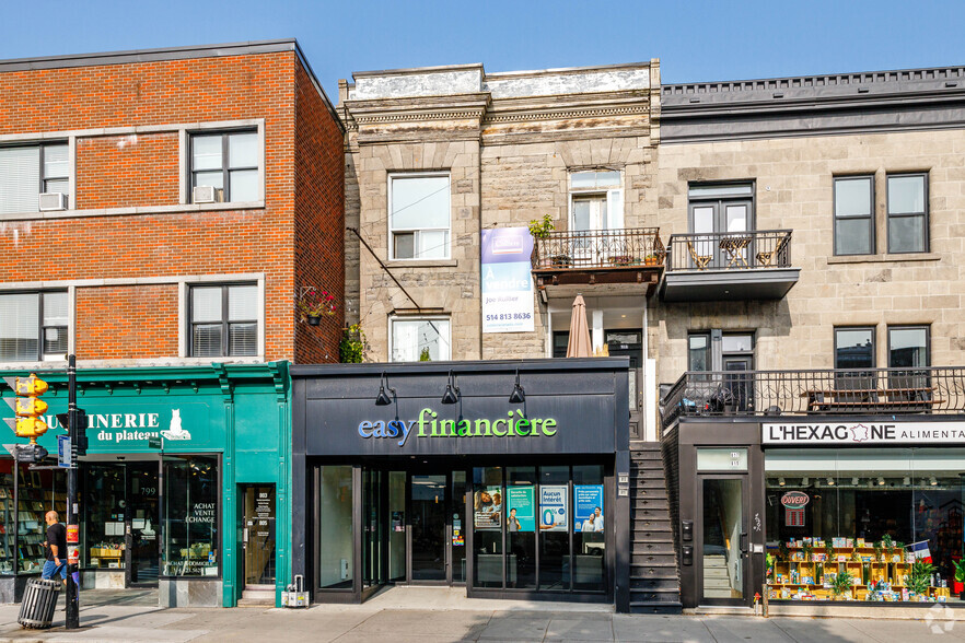 807-813 Av Du Mont-Royal E, Montréal, QC à vendre - Photo de l’immeuble – Image 2 sur 4