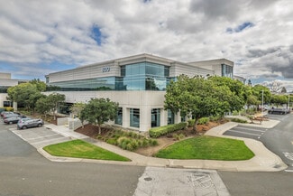 Plus de détails pour 800 Bridge Pky, Redwood City, CA - Bureau à louer