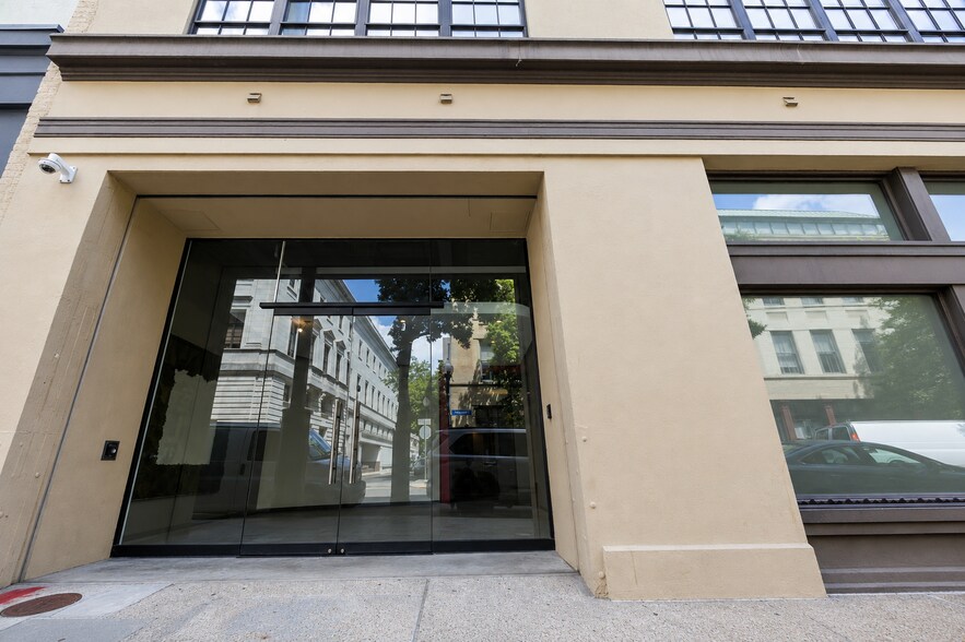 640 Magazine St, New Orleans, LA à louer - Photo de l’immeuble – Image 3 sur 31