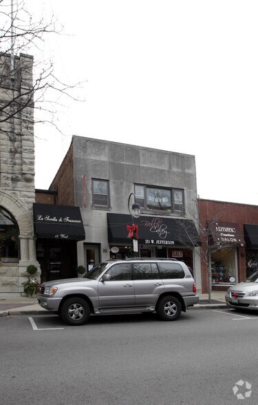 20 W Jefferson Ave, Naperville, IL à louer - Photo de l’immeuble – Image 2 sur 3