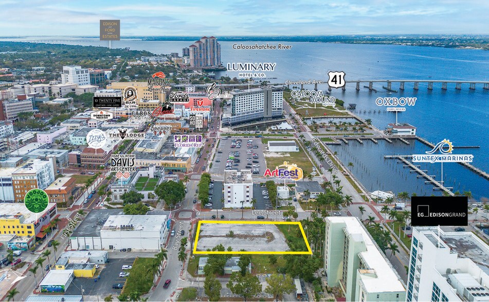 2401 Bay St, Fort Myers, FL à vendre - Aérien – Image 2 sur 13