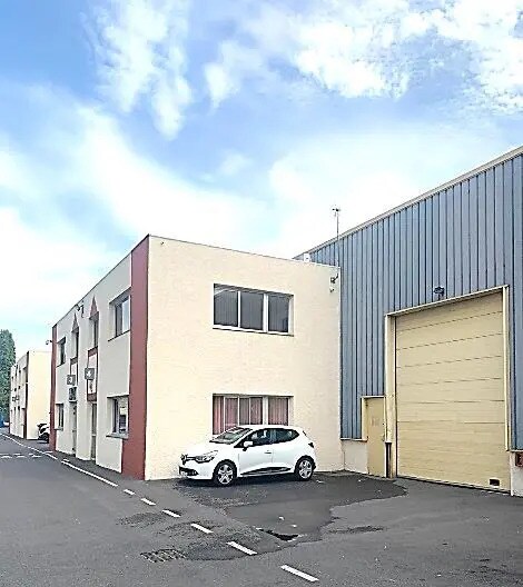 Industriel/Logistique dans Bezons à louer - Photo de l’immeuble – Image 2 sur 14