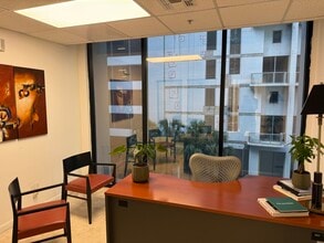 1110 Brickell Ave, Miami, FL à louer Photo intérieure– Image 2 sur 2