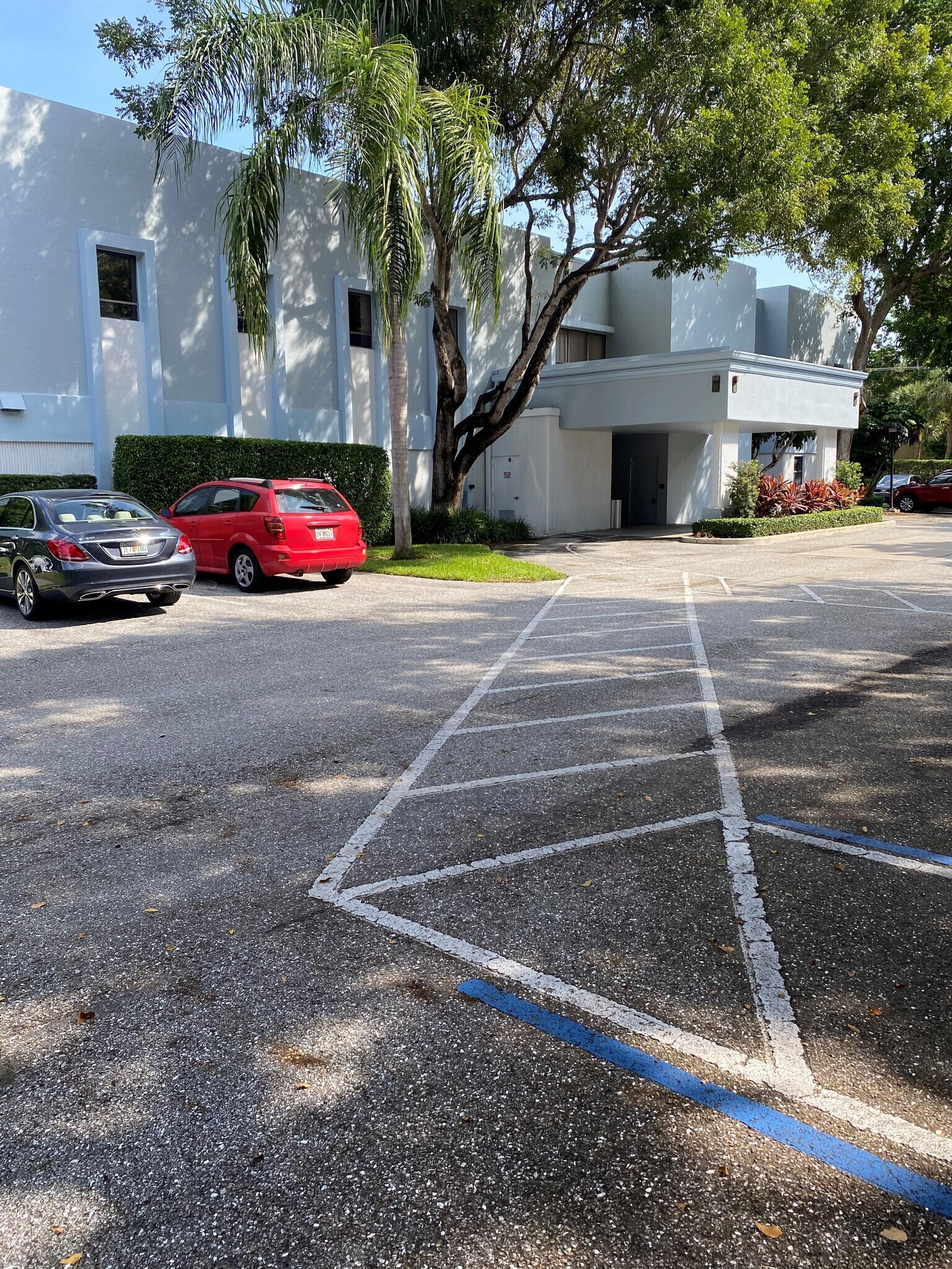 1599 NW 9th Ave, Boca Raton, FL à louer Photo de l’immeuble– Image 1 sur 5
