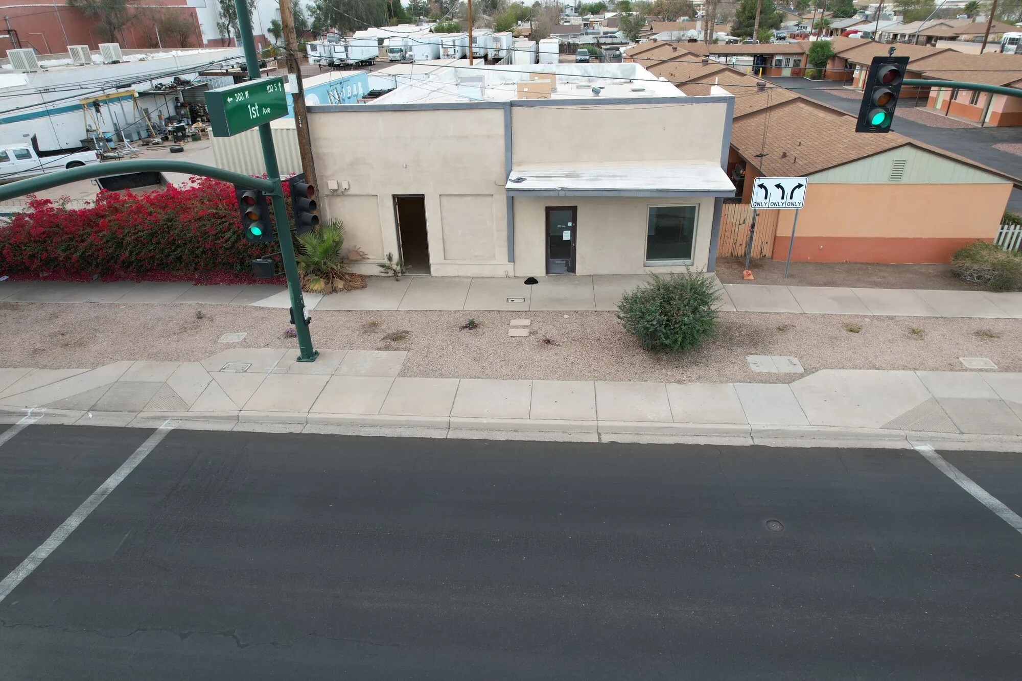 112 S Country Club Dr, Mesa, AZ à louer Photo principale– Image 1 sur 13