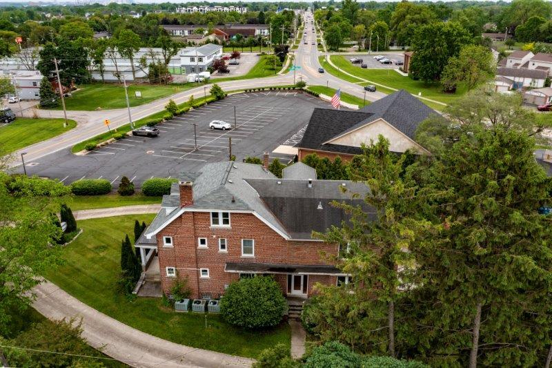 4673 Kenny Rd, Columbus, OH à vendre - Photo de l’immeuble – Image 2 sur 12