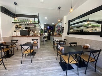 Plus de détails pour Local commercial à louer