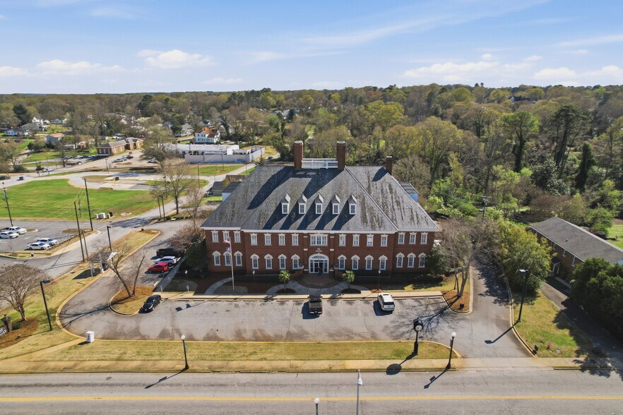 201 W Main St, Laurens, SC à louer - Photo de l’immeuble – Image 2 sur 27