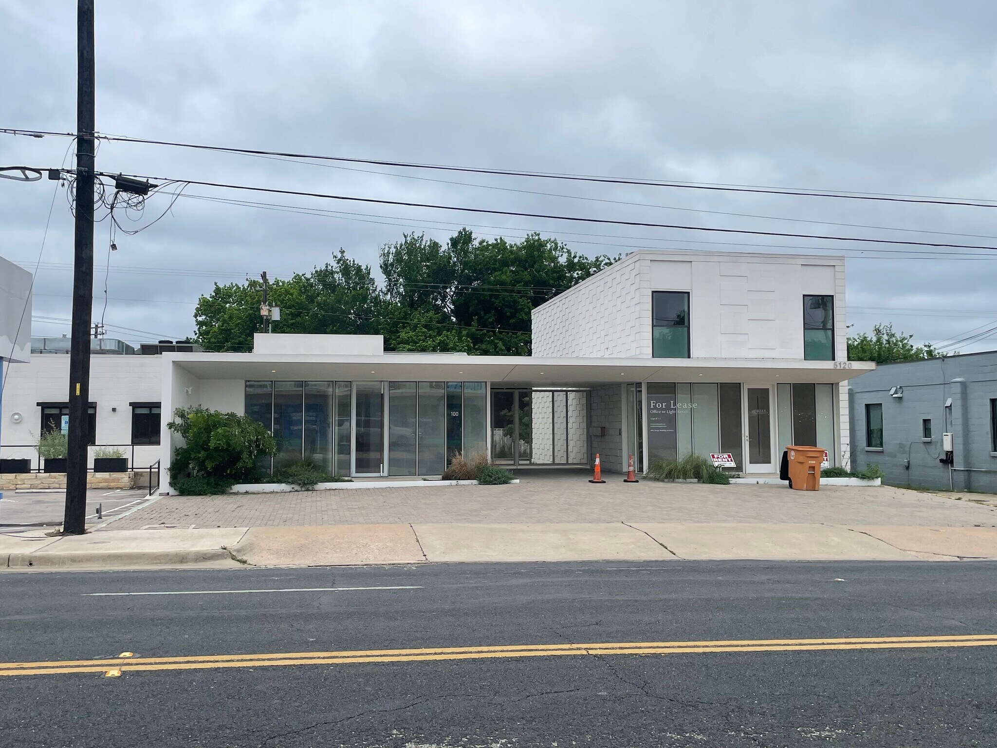 5120-5124 Burnet Rd, Austin, TX à louer Photo principale– Image 1 sur 2