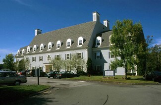 Plus de détails pour 7 Essex Green Dr, Peabody, MA - Bureau à louer