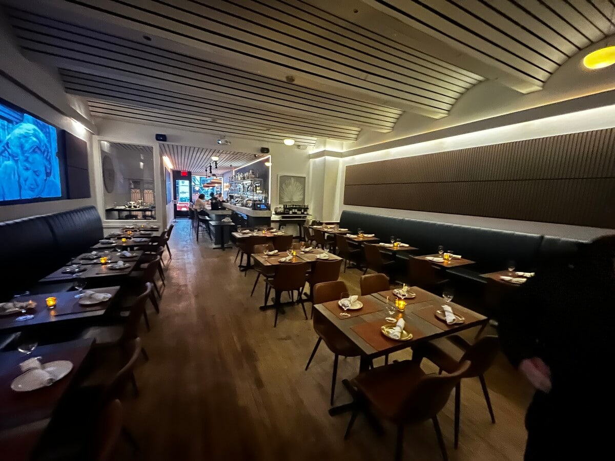 39 E 19th St, New York, NY 10003 - Lot Commercial -  - Photo intérieure - Image 2 of 4