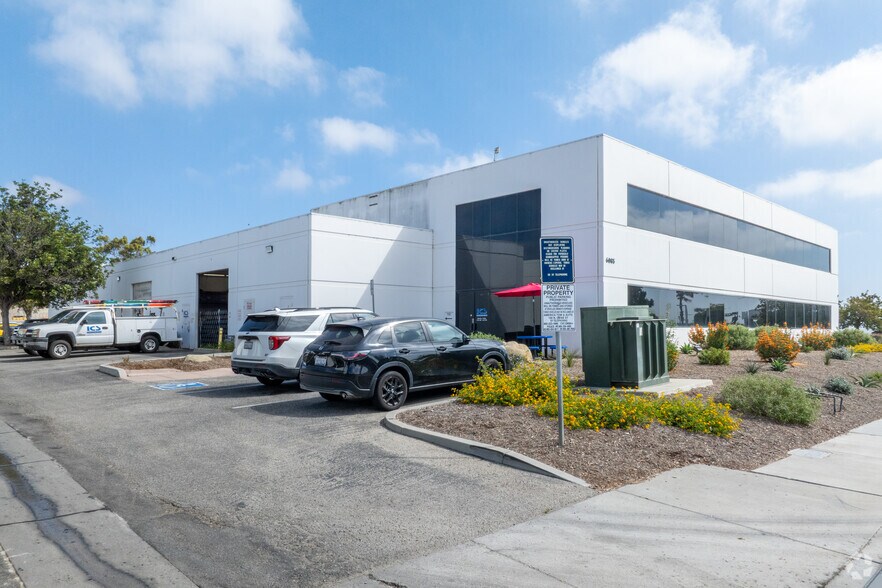 6085 King Dr, Ventura, CA à vendre - Photo de l’immeuble – Image 2 sur 3