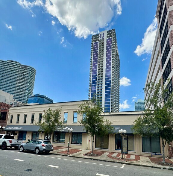 235-239 2nd Ave S, St, Saint Petersburg, FL à vendre - Photo de l’immeuble – Image 3 sur 10