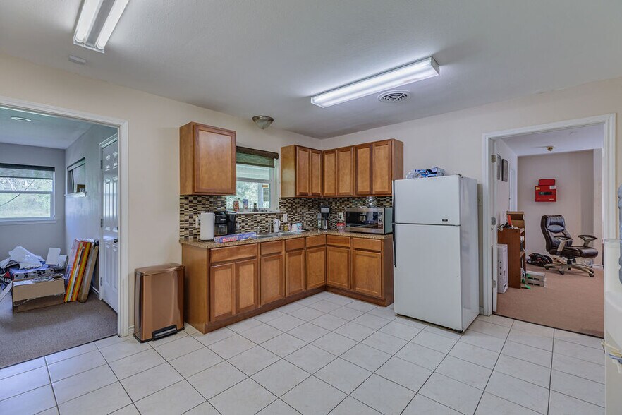 4960 Fannett Rd, Beaumont, TX à vendre - Photo de l’immeuble – Image 2 sur 4
