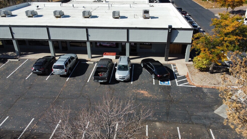 2511 Airport Rd, Colorado Springs, CO à louer - Photo de l’immeuble – Image 3 sur 5