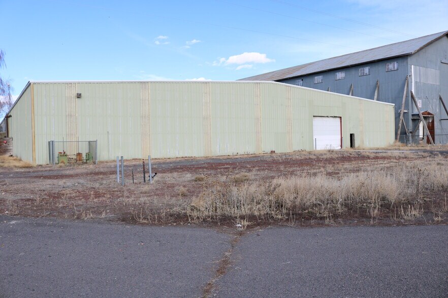 411 Snow Mountain Ave, Hines, OR à vendre - Photo de l’immeuble – Image 3 sur 10