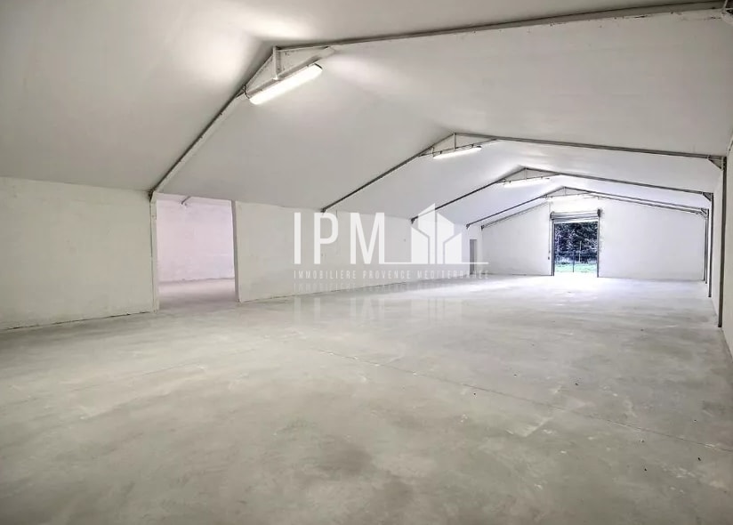 Local d’activités dans Roquevaire à louer Photo intérieure– Image 1 sur 6