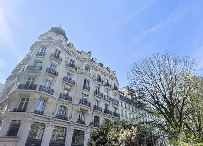 Bureau dans Paris à louer - Photo de l’immeuble – Image 1 sur 6