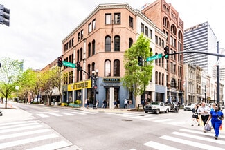 Plus de détails pour 500 Church St, Nashville, TN - Coworking à louer