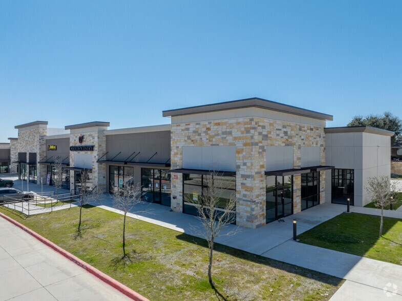 15241 Ronald Reagan Blvd, Leander, TX à louer - Photo de l’immeuble – Image 3 sur 40