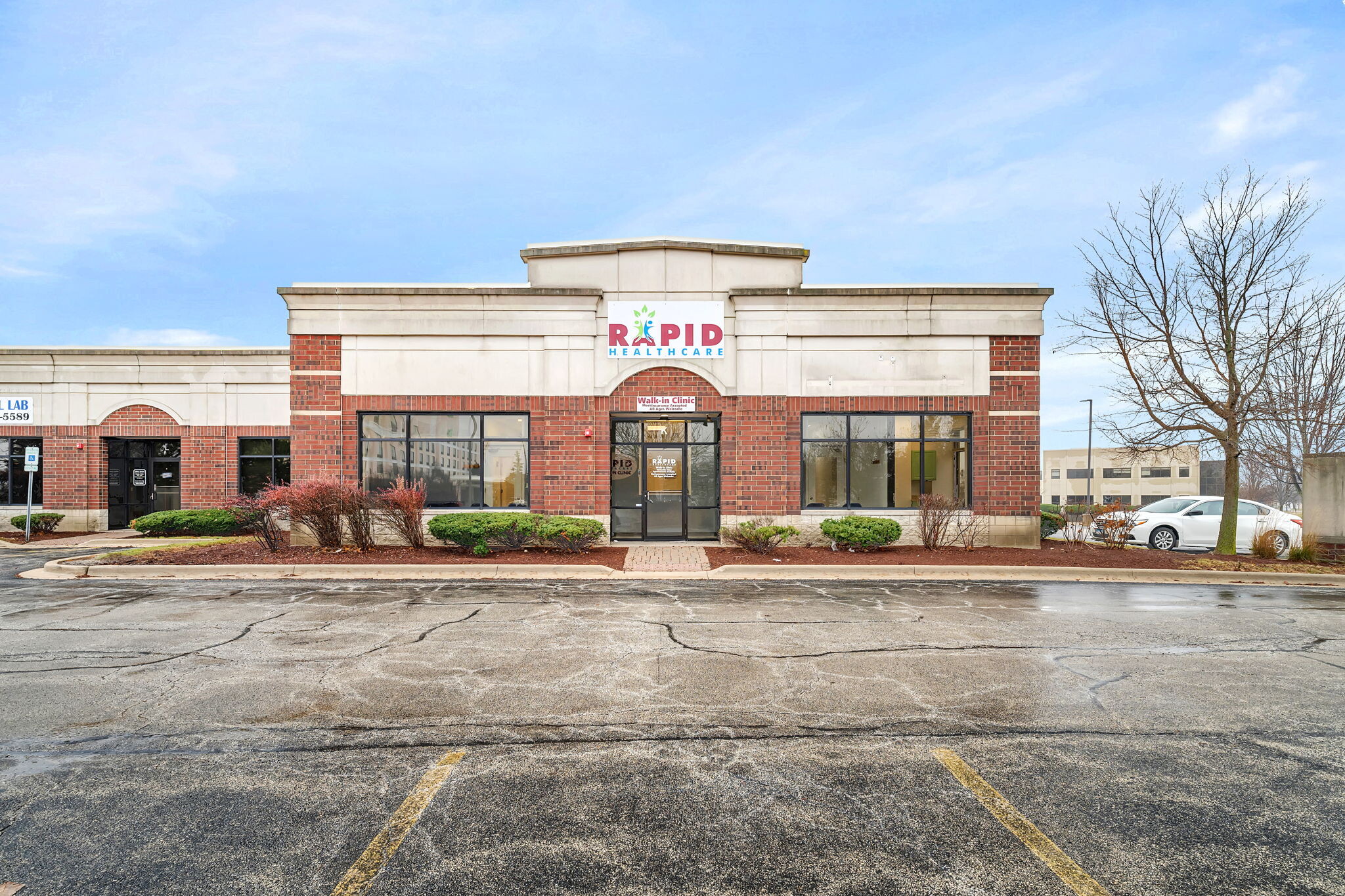 215 Remington Blvd, Bolingbrook, IL à louer Photo de l’immeuble– Image 1 sur 22