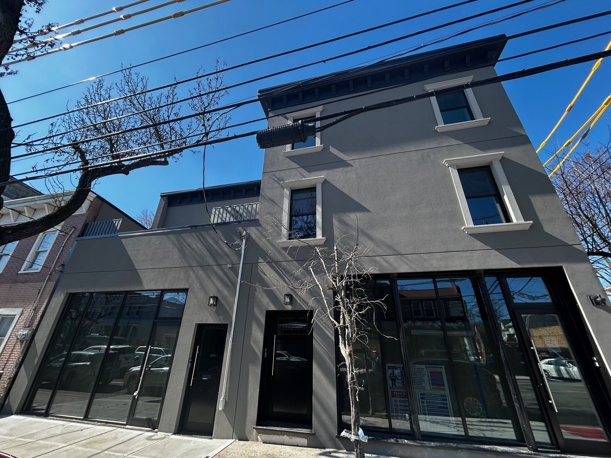 1230 Bay St, Staten Island, NY à louer Photo de l’immeuble– Image 1 sur 5