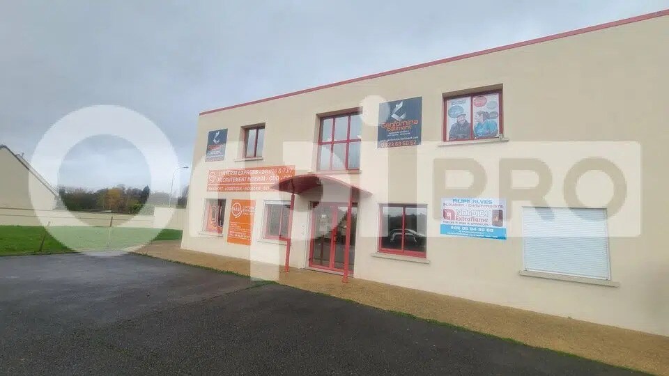 Bureau dans Brasles à louer - Photo de l’immeuble – Image 1 sur 5