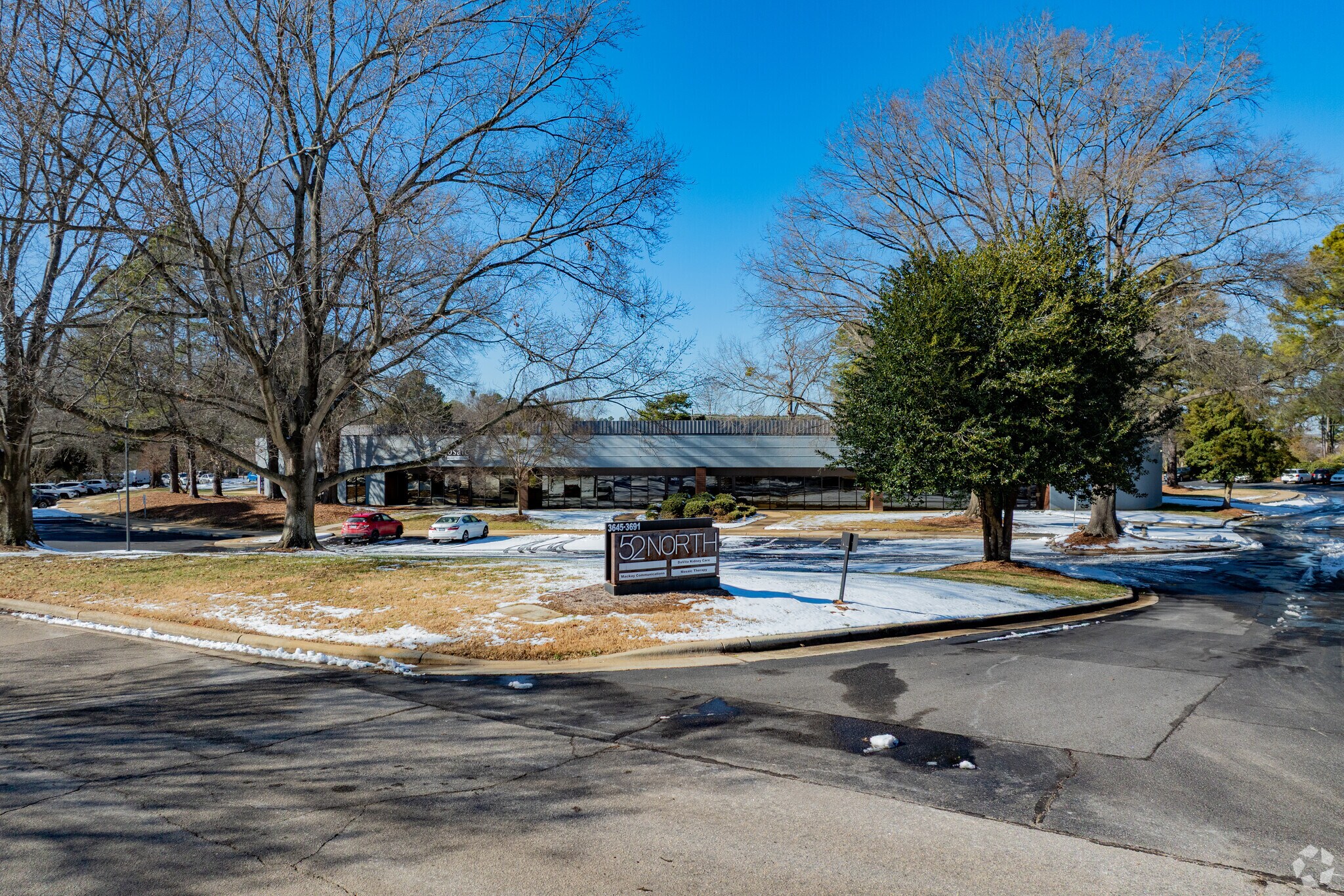 3645-3691 Trust Dr, Raleigh, NC à louer Photo principale– Image 1 sur 8