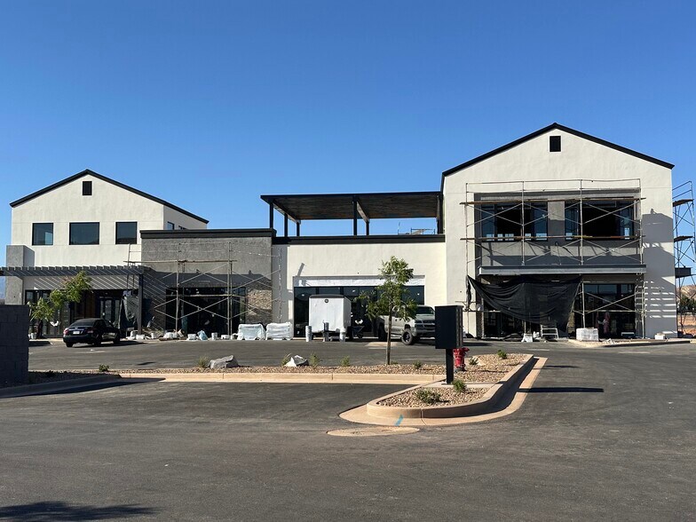 767 E Hayfield Dr, Washington, UT à louer - Photo de l’immeuble – Image 2 sur 7
