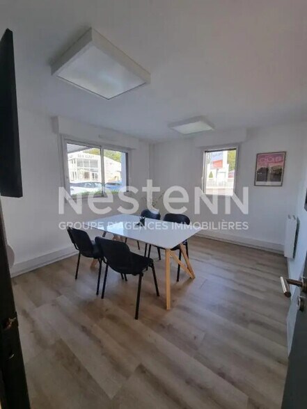 Bureau dans Vannes à louer - Photo de l’immeuble – Image 1 sur 4